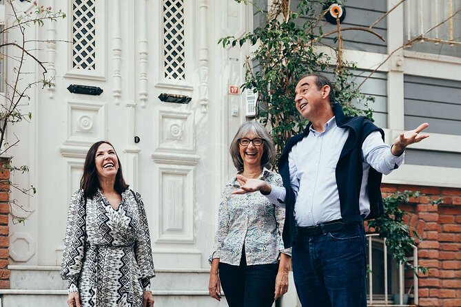 1 Istanbul Tour: Highlights, Street Food & Hidden Pearls - Street-food tastings: built into the sightseeing, not tacked on