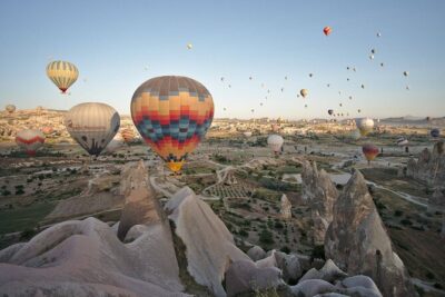 10-Days Istanbul, Ephesus, Pamukkale, Antalya & Cappadocia Tour - Hippodrome stones and two bazaars: Sultanahmet Square to the Grand Bazaar