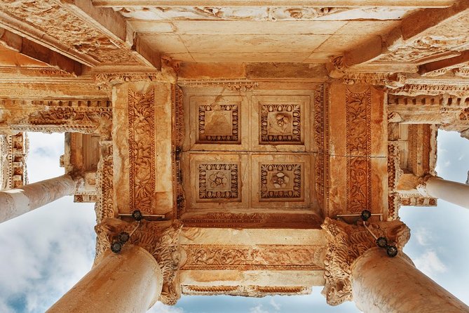 10 Days Turkey Tour to Istanbul, Cappadocia, Antalya, Ephesus - Day 2: Hagia Sophia, Blue Mosque, Topkapı Palace, and the bazaar circuit