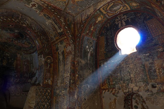 2 Days Cappadocia Tour Departing From Istanbul - Getting There: Pickup, Transfers, and a Manageable Group Size