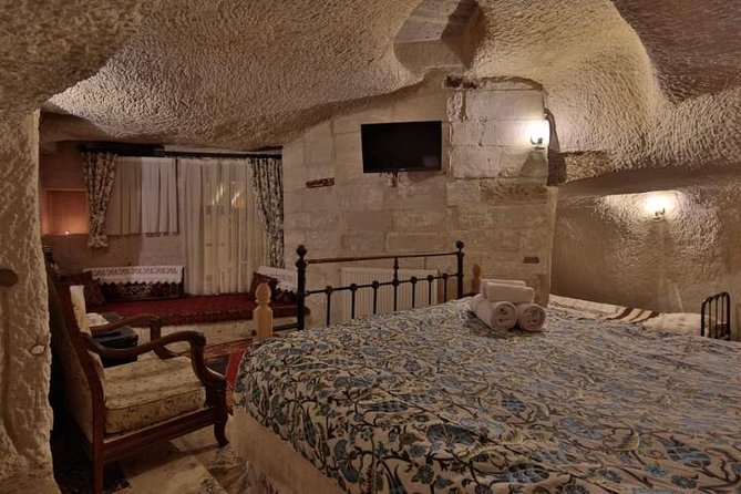 2 Days Cappadocia Tour from Istanbul - Cave Suite Hotel in Göreme: A Night That Matches the Region