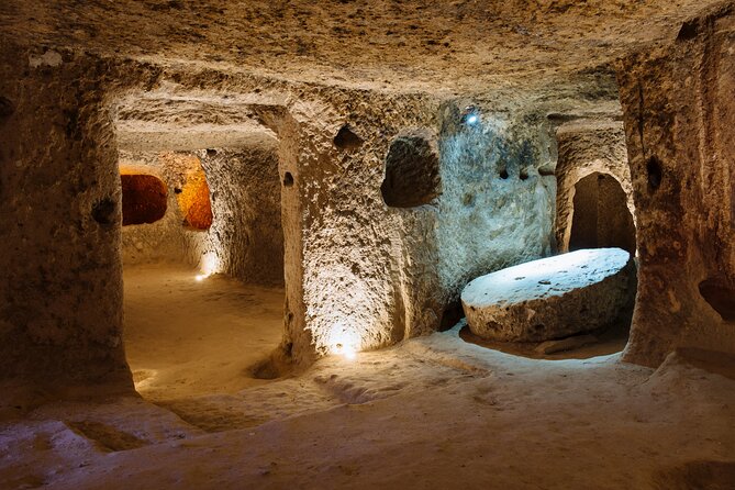 2 Days Cappadocia Tour from Istanbul with Cave Hotel & Balloon Ride - Day two: Uçhisar viewpoints, Red & Rose valleys walk, and Çavuşin Village