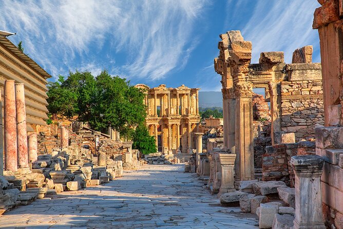2 Days Ephesus & Pamukkale Tours From Istanbul - Lunch in Selçuk and the Temple of Artemis Viewpoint