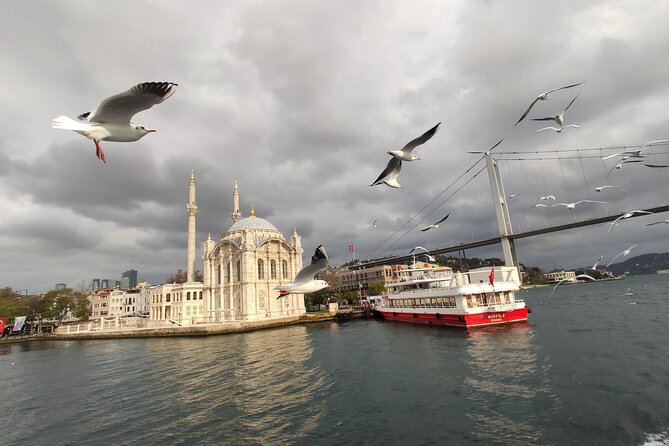 2-Hour Bosphorus Cruise in Istanbul with Guide - Spice Bazaar meeting point: find it early, not late