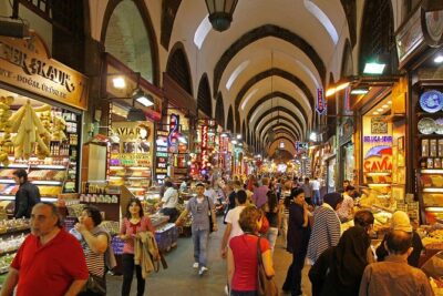 3 Days Private Istanbul Tour Including Ottoman and Byzantine Sites - Day 2: Blue Mosque and Topkapi—Ottoman power in one tight route