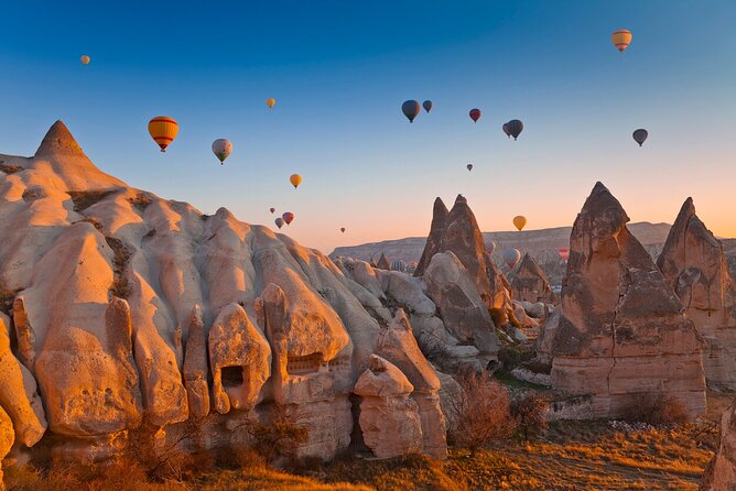 7N 8D Full Package Highlight Turkey Trip - Uçhisar Castle and the Goreme Open-Air Museum: Cappadocia with context