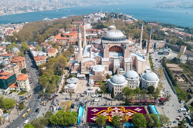 8- Day Private Tour : Istanbul, Cappadocia, Ephesus, Pamukkale - Flying back to Istanbul: the smooth ending with a hard stop