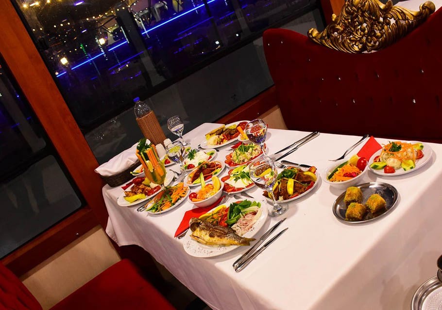 All Inclusive; Istanbul Bosphorus Dinner Cruise w/live shows - Hotel Pickup and Separate-Entrance Boarding: Simple in Theory, Varying in Practice