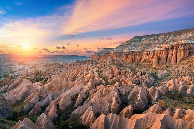 all inclusive/Istanbul to Cappadocia Green Day Tour via Plane - How the Istanbul-to-Cappadocia flight day works (16–18 hours)