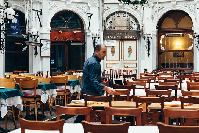 Art Deco Prosecco and Agatha Christie Private Istanbul Tour - Istiklal Caddesi: Art Deco Facades, Bookstores, and Western Istanbul