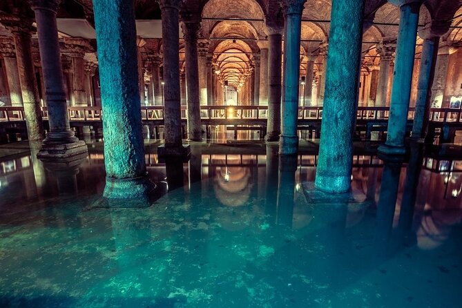 Basilica Cistern, Galata Tower, Topkapi And Hagia Sophia Combo - Who should book this combo?