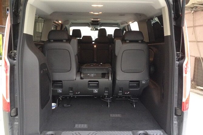 Beyoglu Region to IST Airport private transfer service - Comfort details that matter at IST drop-off