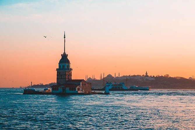Bosphorus Cruise - Dinner onboard: the buffet format actually matters