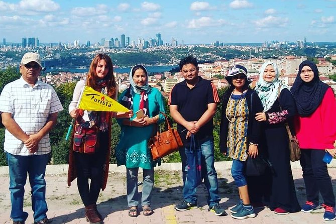 Bosphorus Cruise and Asian Side with Lunch from Istanbul - When Dolmabahçe is closed Monday/Thursday: Galata Tower takes the stage