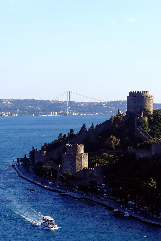 Bosphorus Cruise and Two Continents Tour with Local Guide - Beylerbeyi Palace: Ottoman Summer Life on the Asian Side