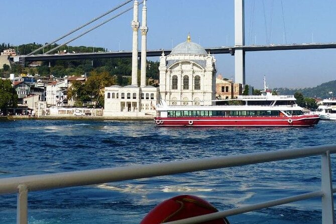 Bosphorus Cruise Tour Istanbul - Boat comfort: where your experience can improve or wobble
