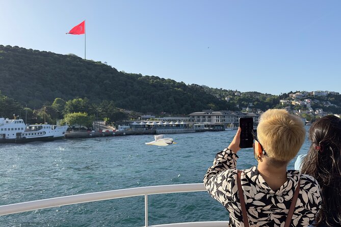 Bosphorus Daytime or Sunset Sightseeing Cruise & Audio Guide - Drinks, comfort, and small service details that matter