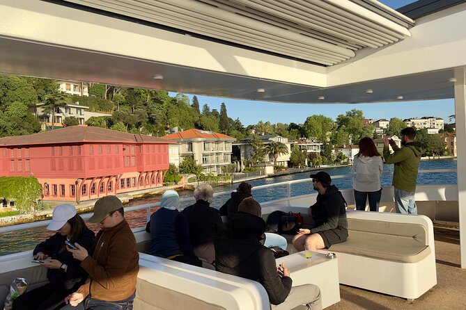 Bosphorus Daytime or Sunset Sightseeing Cruise & Audio Guide - Should you book this Bosphorus day or sunset cruise?