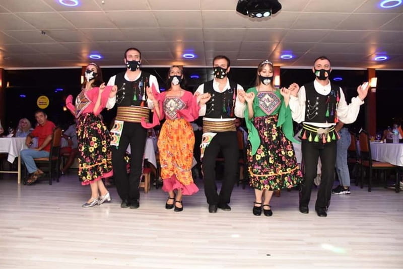 Bosphorus Dinner Cruise & Shows - Timing, Pickup Options, and What to Wear