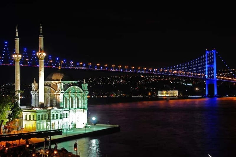 Bosphorus Dinner Cruise & Shows - The Dinner and Show: How the Evening Actually Runs