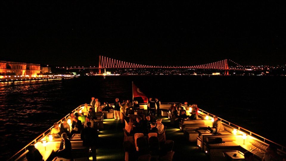 Bosphorus: Dinner Cruise with Live Performances Experience - Henna Ceremony and Turkish-Romani Folk Dancing