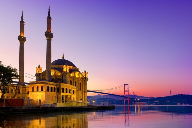 Bosphorus Evening Cruise: Dinner, Live Shows & Private Table - Ortaköy Mosque and the Bosphorus Bridge: the scenery that frames your route