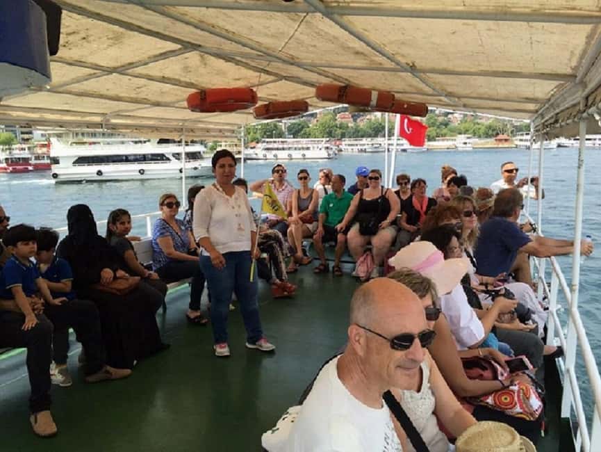 Bosphorus Only Boat Tour - What You’ll See: Dolmabahçe, Beylerbeyi, Çırağan, and Rumeli Fortress