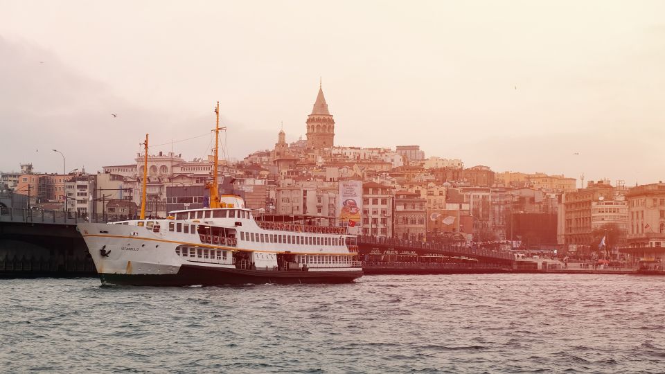 Bosphorus Tour With Lunch - Why the Bosphorus Cruise Feels Like the Best Shortcut to Istanbul