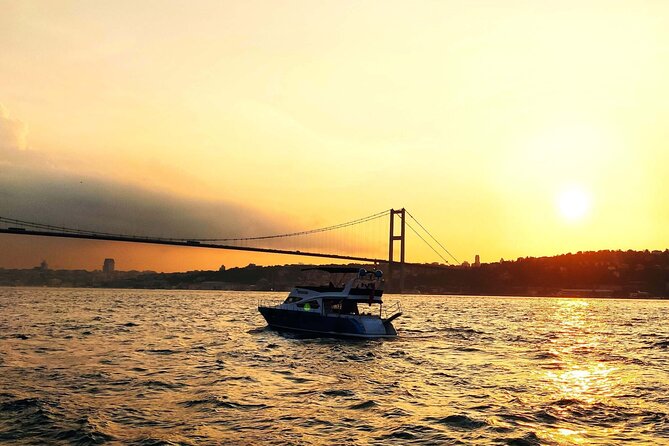 Bosphorus Yacht Cruise at Sunset with Snacks - Kabataş Square to Yacht Boarding: The Easiest Way to Start