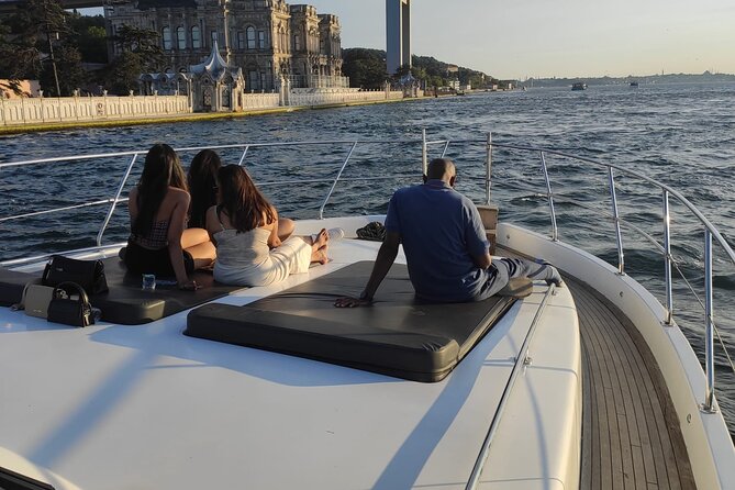 Bosphorus Yacht Cruise at Sunset with Snacks - English Commentary: Helpful Context, Just Manage Expectations