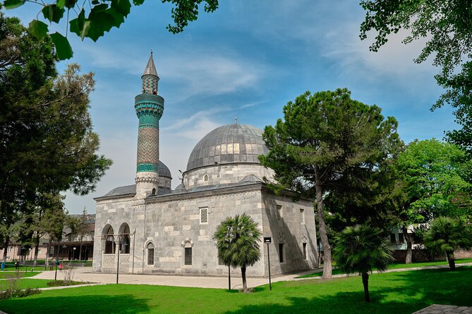 Bursa And Uludağ Tour From İstanbul Included Lunch & Cable Car - Bursa City Stop: Green Mosque Interior and What You Might Miss