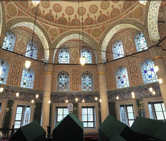 Byzantine & Ottoman Relics of Istanbul Full Day Tour - Hippodrome: the action square behind the famous buildings