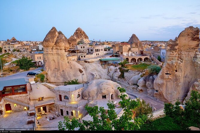 Cappadocia 1 Night 2 Days Tour from Istanbul by Plane and Balloon Ride - Price and Logistics: What $863.54 actually buys you