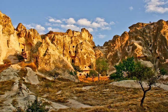 Cappadocia Tour from Istanbul by Bus - Uchisar Castle: viewpoint energy without the chaos