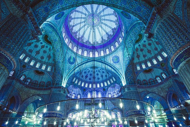 Classic Istanbul Tour Blue Mosque, Hippodrome, Hagia Sophia and Topkapi Palace - A highlights-heavy day that actually stays organized