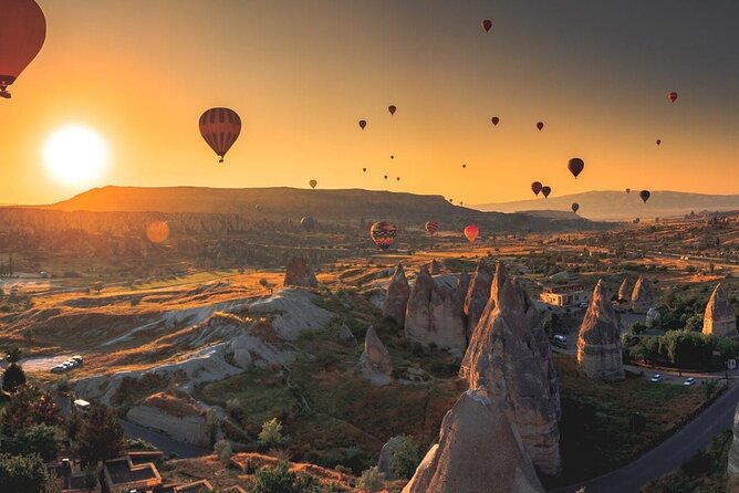 Day Trip to Cappadocia from/to Istanbul with FLIGHT+LUNCH - Göreme Open-Air Museum: Skip-the-Line Help, Plus the €25 Fee