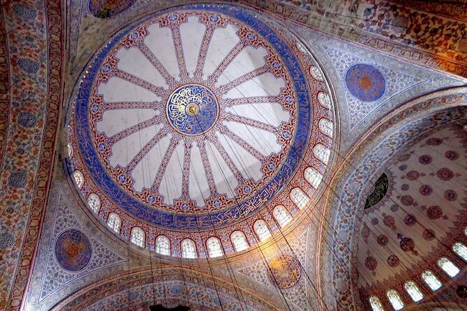 Discoveried The Old City of Istanbul In a Half-Day - The Grand Bazaar: Shopping Streets and a Quick Turkish Rug Taste