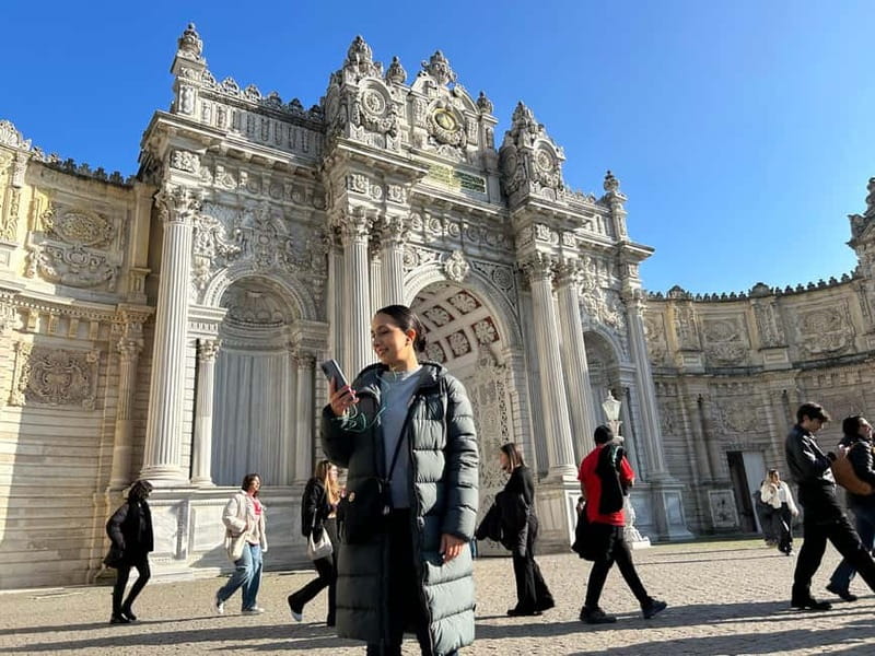 Dolmabahce Palace & Harem Fast-Track Entry with Audio Guide - Skip-the-line QR entry: where you save real time