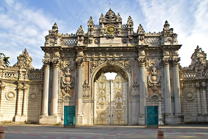 Dolmabahce Palace Skip the Ticket Line Entry with Audio Guide - Dolmabahçe Palace in Istanbul’s Besiktas: what you’re actually stepping into