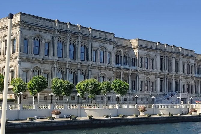 Exclusive Luxury Yacht Bosphorus Sightseeing Cruise in Istanbul - Bebek and Residential Shorelines: When the Bosphorus Gets Personal