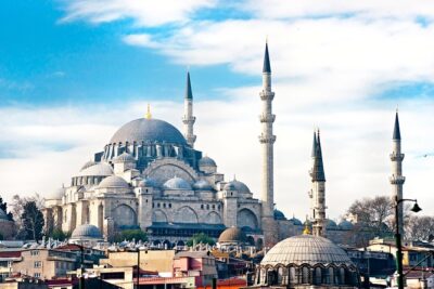 Eyup, Pierre Loti Hill, and Kariye Museum: Guided Day Tour from Istanbul - Misir Çarşısı Spice Market: More Than Souvenirs