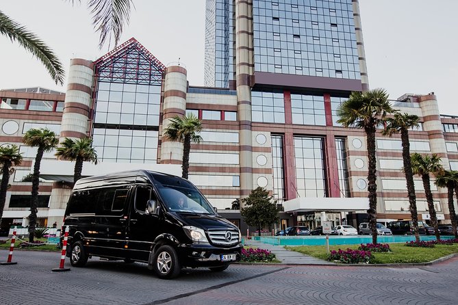 Fat Taxi - Private Istanbul Airport (IST) Transfer to Besiktas Area - Communication and flexibility when your flight changes