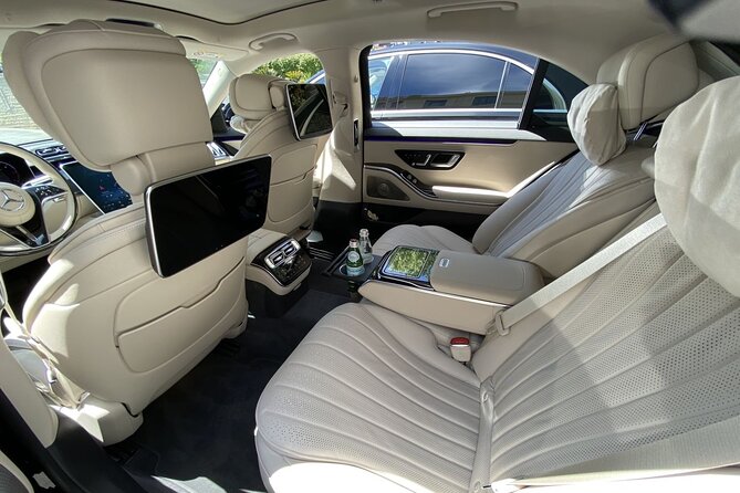 First Class Business Sedan Airport Transfer Services in Istanbul - What the WhatsApp Message Actually Helps With