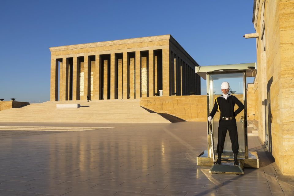 From Istanbul: 10 days Crossroads of Civilizations - Izmir region to Çanakkale: Pergamon’s healing legacy and Troy’s myth pull