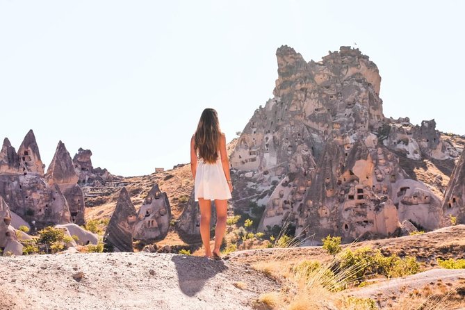 From Istanbul: 2-Day Cappadocia Highlights Tour by Plane - Day 2 hike: Red and Rose Valley plus Çavuşin stop