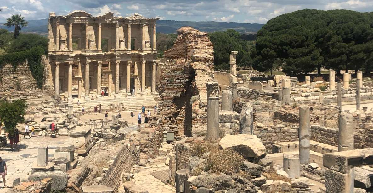 From Istanbul: 2 Days Private Pamukkale and Ephesus Tour - Lunch and the handicraft center: a practical break with shopping built in