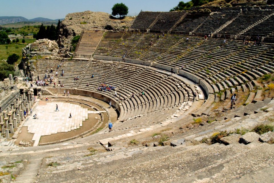 From Istanbul: Ephesus and House of Virgin Mary Day Trip - Turkish Lunch and the Selcuk Break: How the Day Keeps Its Energy