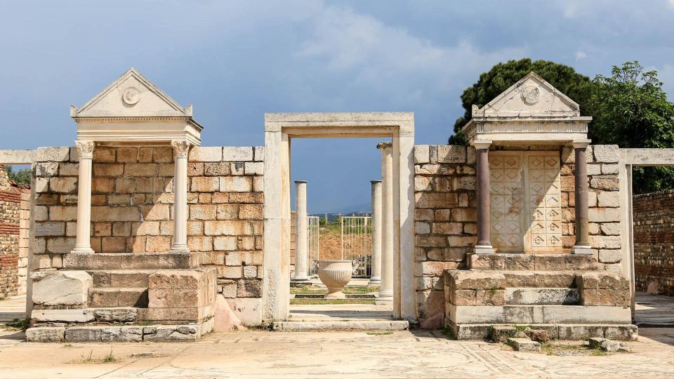 From Istanbul: Ephesus Day Tour with Return Flights - Temple of Hadrian, Roman baths, and the “in-between” stops that add depth