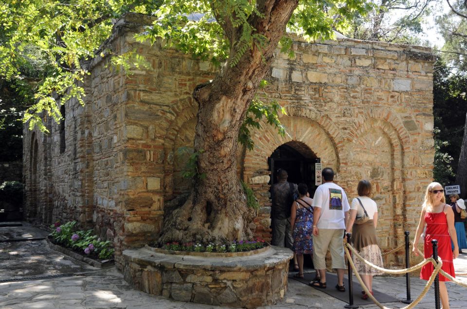 From Istanbul: Ephesus Day Tour with Return Flights - Logistics, timing, and what to pack for a smoother day