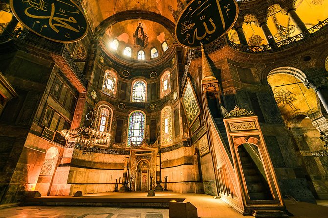 Full-Day City Tour with Private Tour Guide and Red Carpet Treatment with Luxury Minibus - Hagia Sophia Grand Mosque or the cistern swap